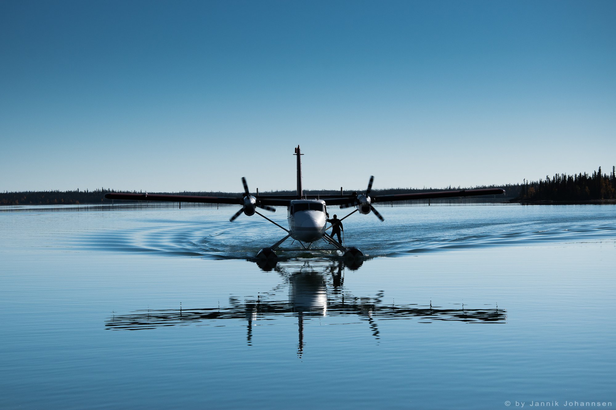 Float Plane Landing-Summer-Jannik Johannsen-Horizontal-1