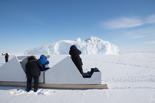 Family photo opportunities in the Arctic