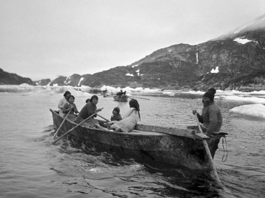 Arctic Peoples History of the Dorset and Thule Peoples